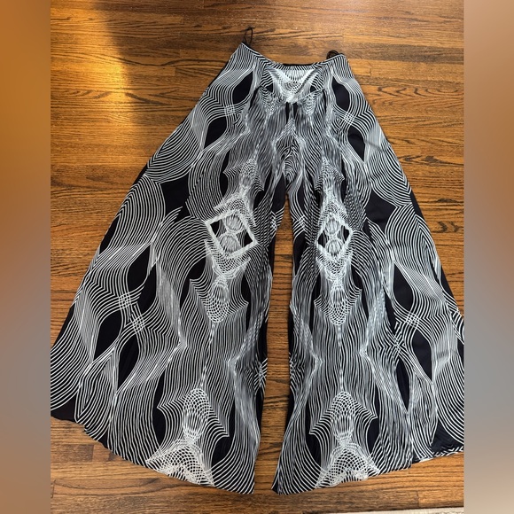 Gorgeous Anthropologie Leifsdottir pants size 10 great condition! - Picture 3 of 8